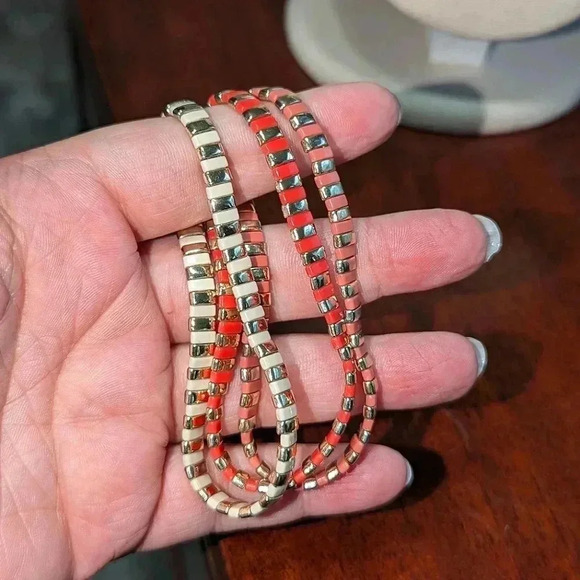 2/$10 LOFT Stretch Bracelets - Picture 3 of 3